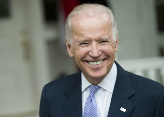 El vicepresidente de Estados Unidos, Joe Biden, mostró ante la prensa su satisfacción por el acuerdo presupuestario alcanzado