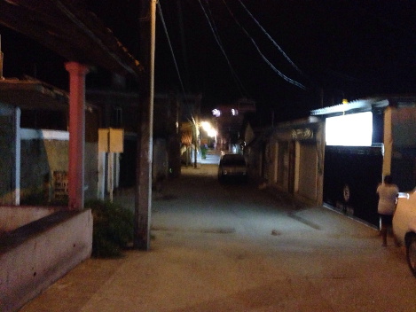 Los pobladores de Coyuca no salen de noche ante el temor de un ataque. 
