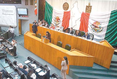 Irán a municipios fuera del área metropolitana para las ceremonias.