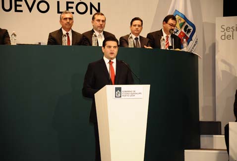 El presidente municipal anunció la nueva Policía Metropolitana.