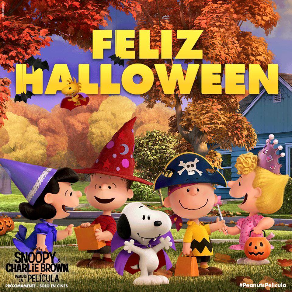 Los personajes de la  película de 'Peanuts' se sumaron a las festividades. 