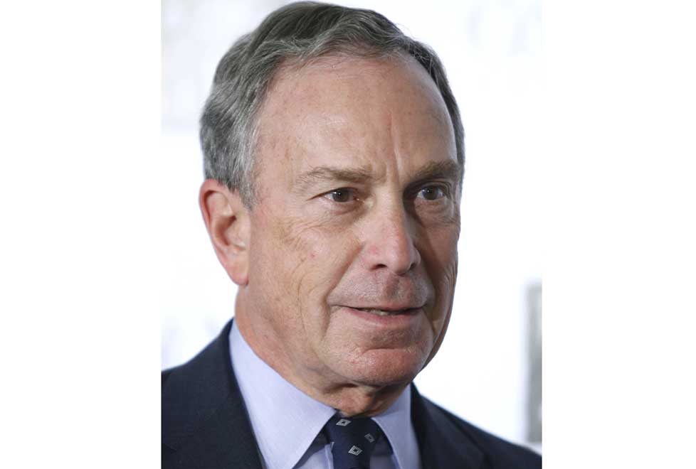 “Bloomberg, fuera de la mirada política, claramente disfruta regresar a su propio reino.”