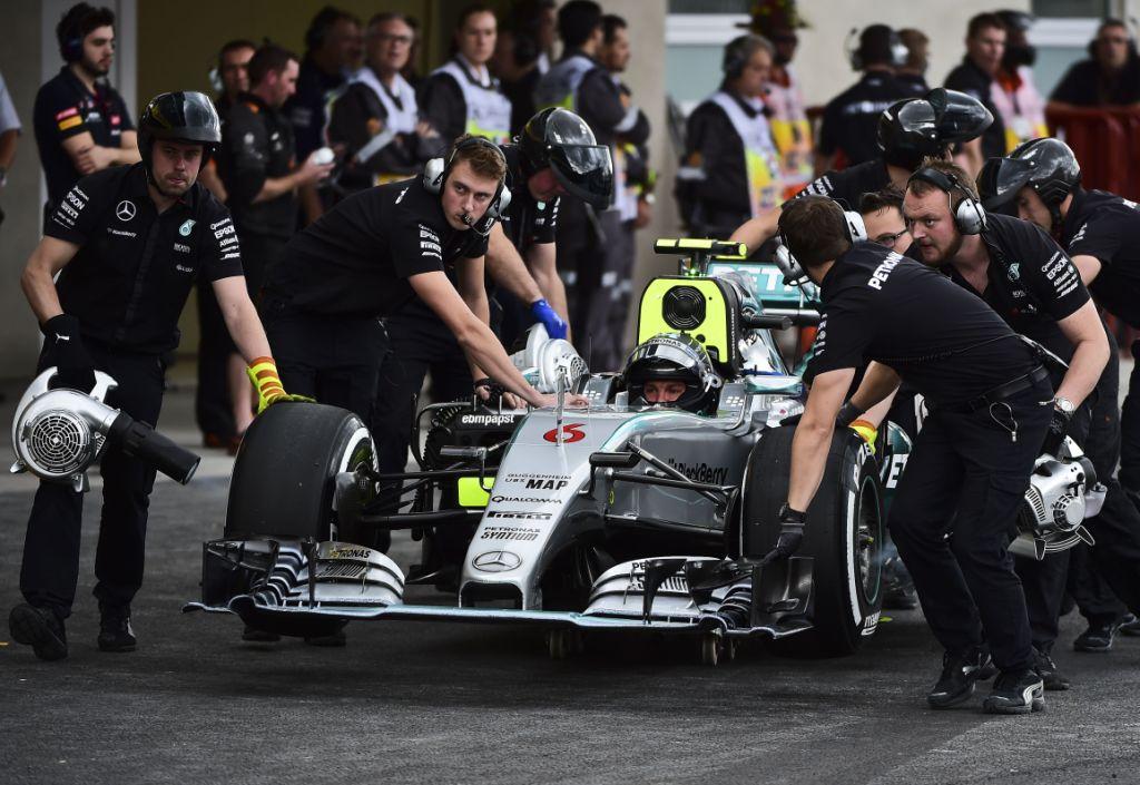 El piloto aleman de Mercedes, Nico Rosber ganó el Gran Premio de México.