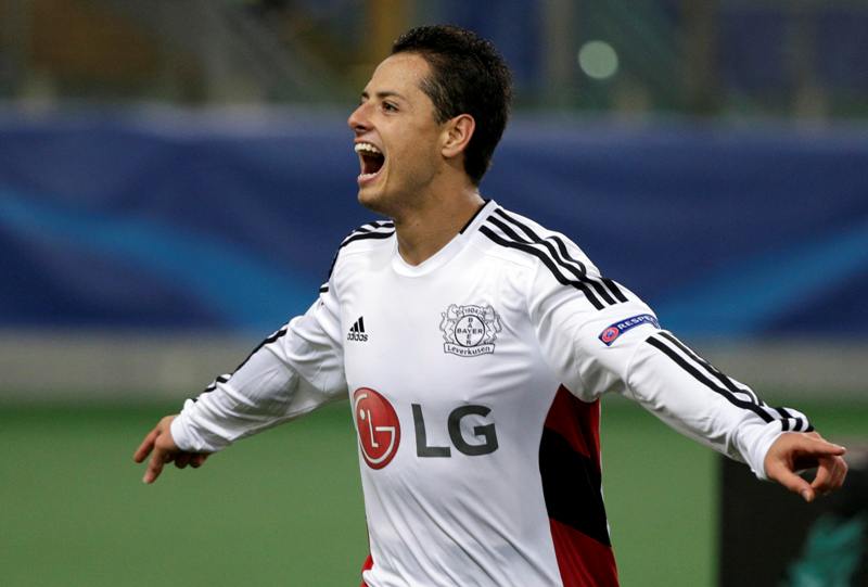 Así celebró Chicharito su noveno gol con el Bayer Leverkusen 