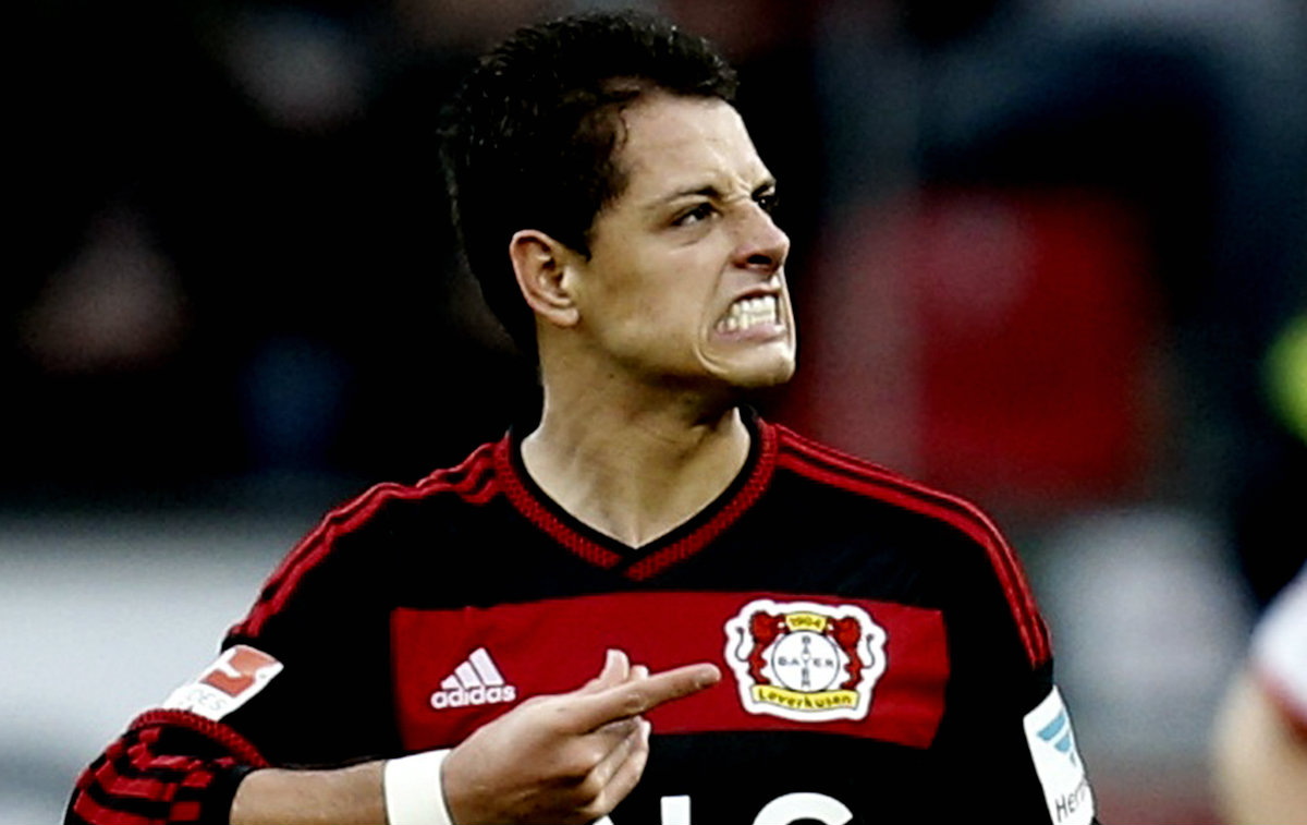 'Chicharito', goleador del Bayer