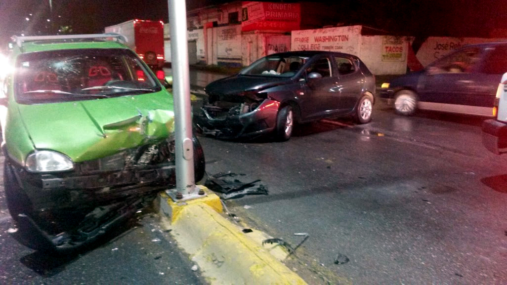 El accidente se reportó a la 1:00 de la mañana.
