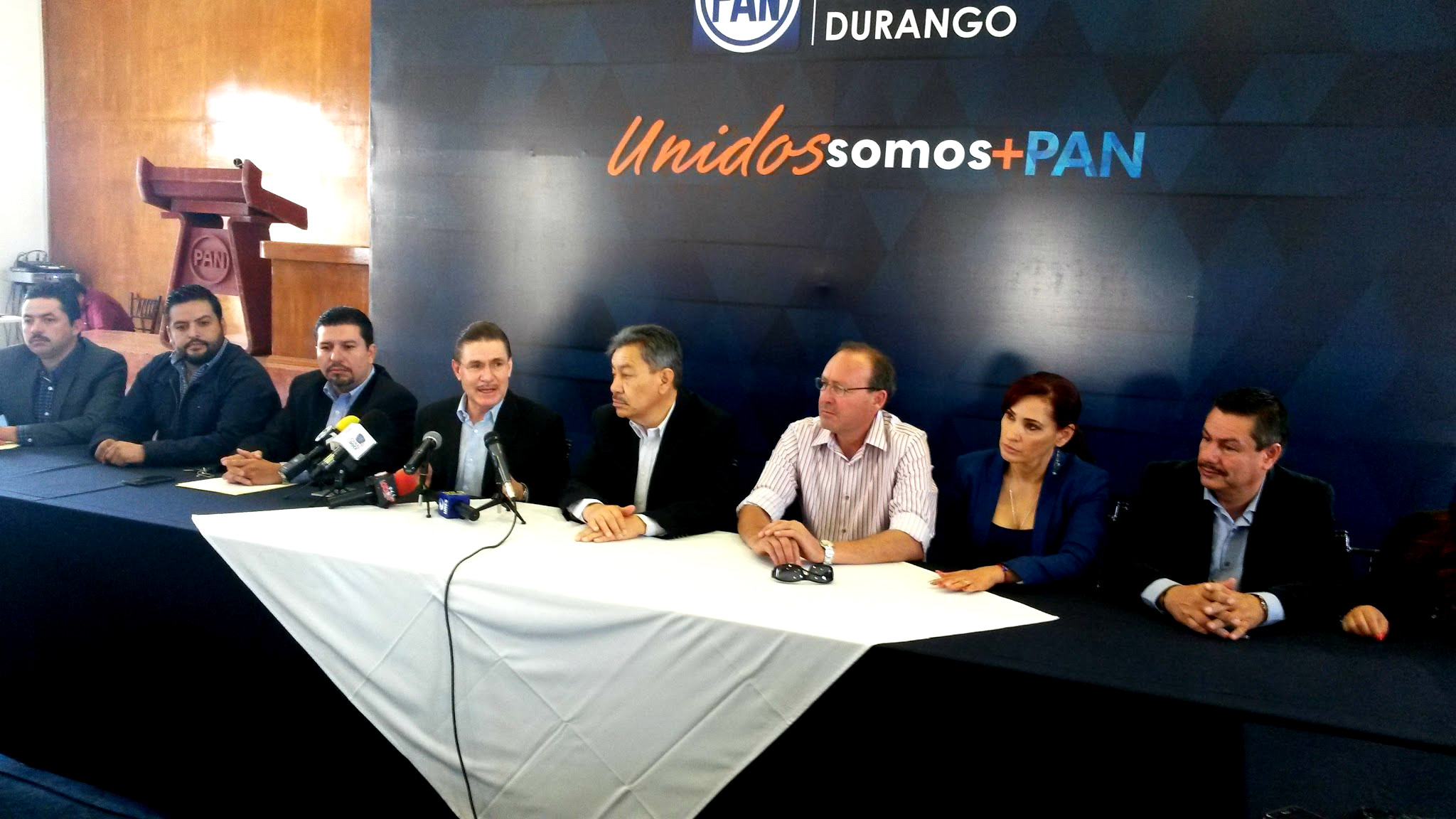 En Durango, el PAN y el PRD se unieron para retrasar o dar marcha atrás al Aapagón Analógico.