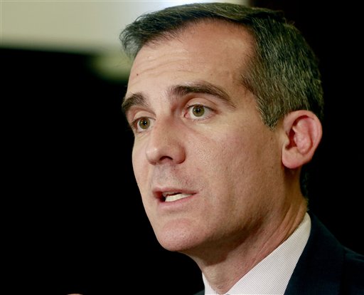 Eric Garcetti, alcalde de Los Ángeles, alertó del peligro que conllevaría una presidencia de Donald Trump