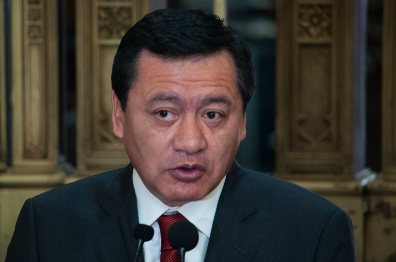 Miguel Ángel Osorio Chong, titular de la Segob, durante la entrega del Premio Nacional de Demografía 2014.