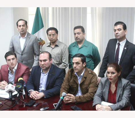 Coordinadores de bancada y otros legisladores fijaron su postura.