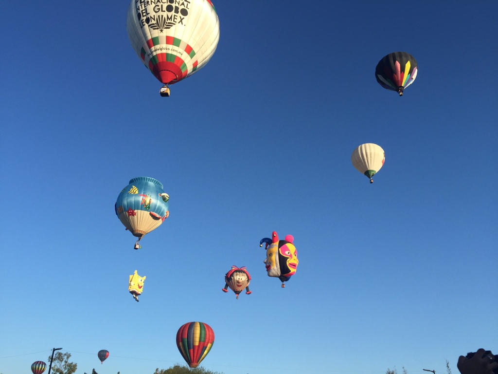 Año con año, los asistentes pueden disfrutar del despegue de globos aeroestáticos. 