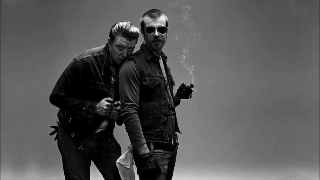 Eagles of Death Metal se presentaban hoy en el Bataclan de París donde los asistentes al concierto fueron tomados rehenes 