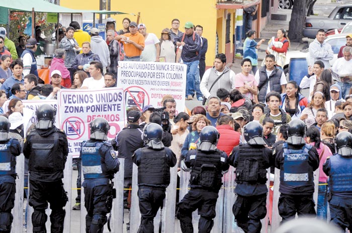Los uniformados evitaron el cierre de vialidades en las zonas de Observatorio y Santa Fe.
