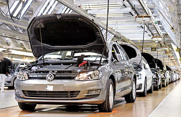 El escándalo internacional de Volkswagen podría afectar al sector automotriz mexicano.