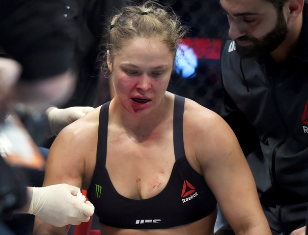Ronda Rousey salió de UFC 193 con el invicto perdido