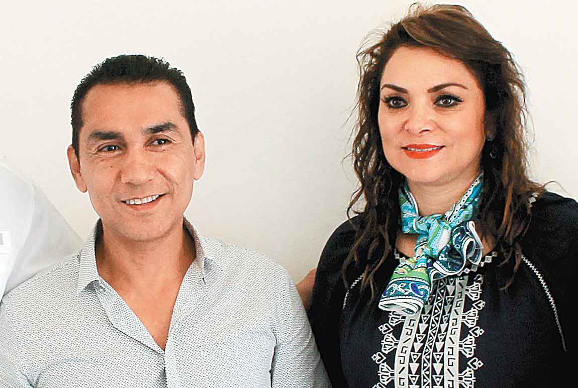 El ex alcalde de Iguala José Luis Abarca y su esposa María de los Ángeles Pineda. 