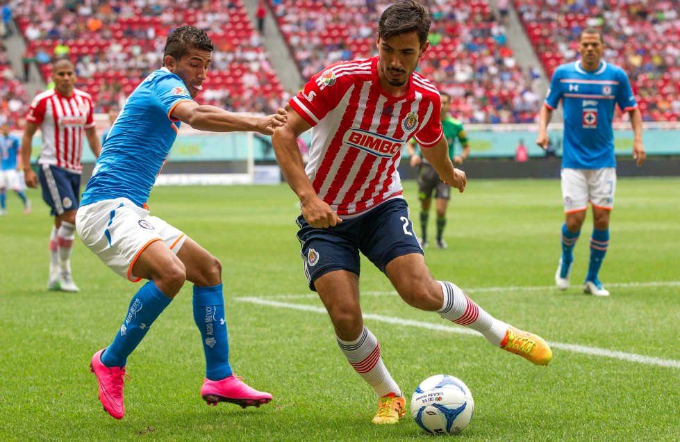 Oswaldo Alanís, lateral de Chivas