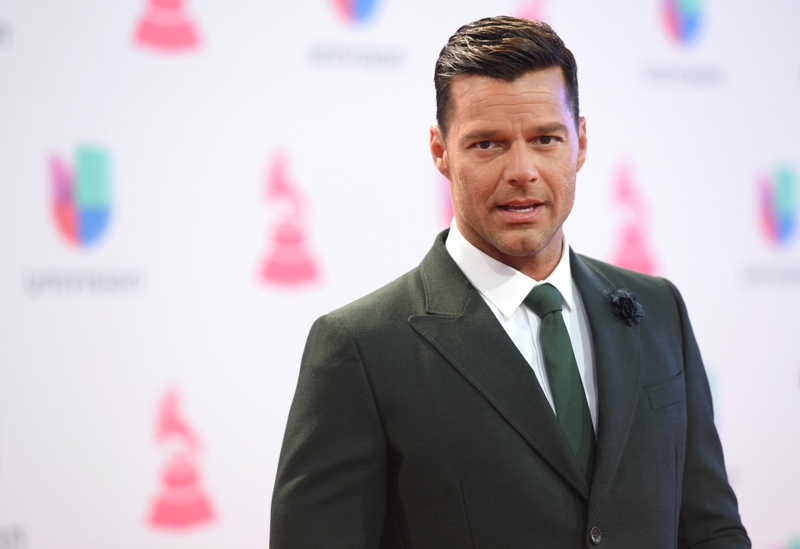 Ricky Martin también desfiló por la alfombra. 