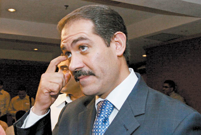 La administración del ex gobernador Guillermo Padrés continúa bajo la lupa de las autoridades. 