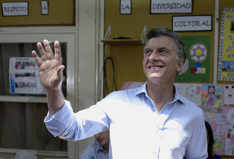 El candidato opositor Mauricio Macri después de emitir su voto en Buenos Aires.