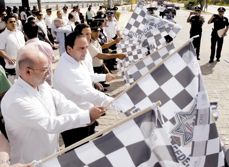 Renato Sales y Roberto Borge dieron el banderazo inicial.