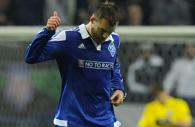 Andriy Yarmolenko, feteja el tanto del Dinamo Kyiv