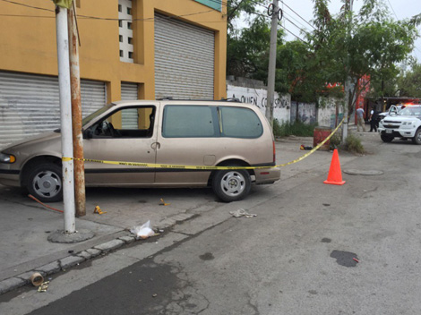 La camioneta fue utilizada para secuestrar al taxista.