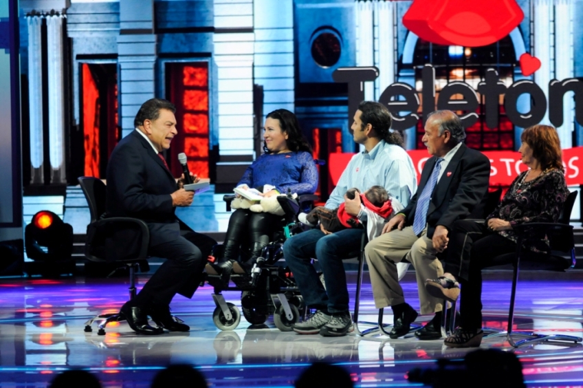 Don Francisco estuvo en la conducción de 'El Teletón' en Chile. 