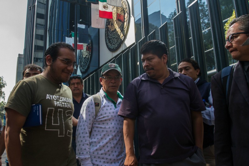 Se reunirán con el secretario de Gobernación, Miguel Ángel Osorio Chong, el jueves 10 de diciembre en Acapulco, Guerrero.