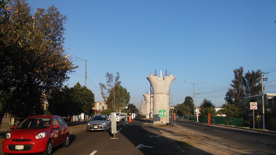 Durante esta mañana se se encontraba cerrada la circulación en un carril central de cada sentido.