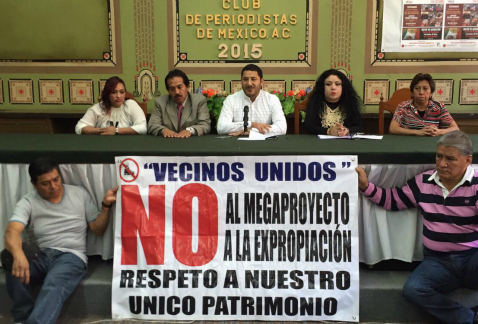 Martí Batres, líder de Morena en el DF y vecinos en Álvaro Obregón piden modificar el trazo del proyecto de Tren Interurbano México-Toluca, por consid