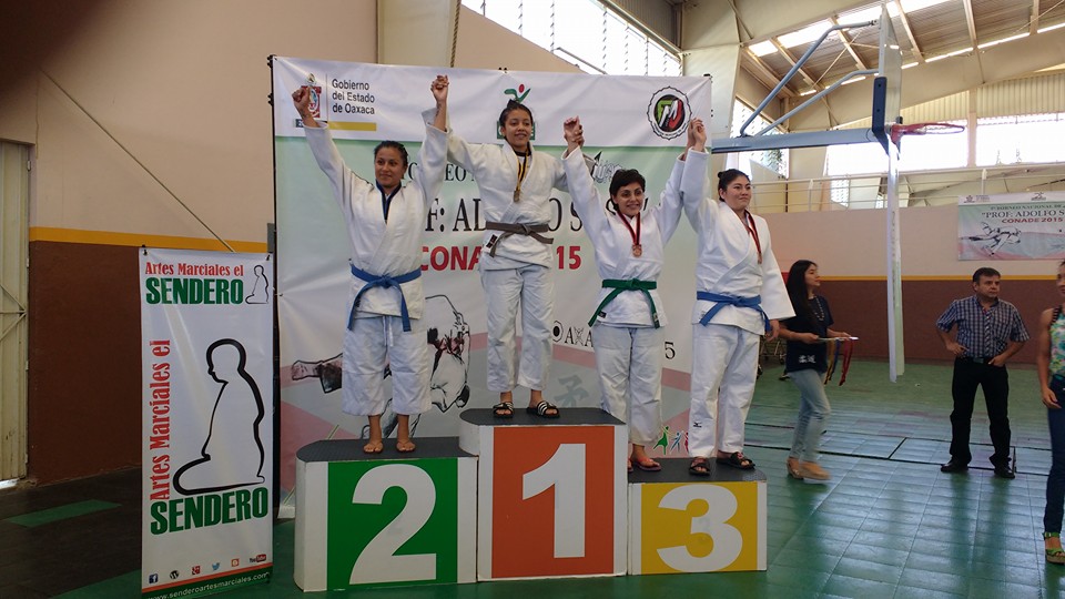 Ganadores en Primer Torneo Nacional "Profesor Adolfo Sosa".