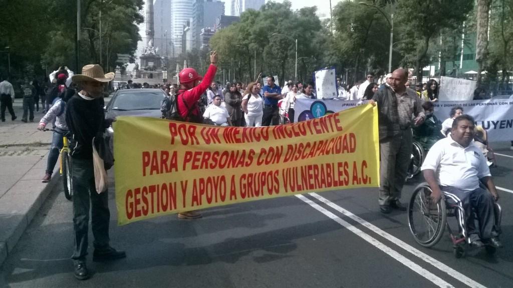 Los inconformes piden inclusión social y respeto a sus derechos. 