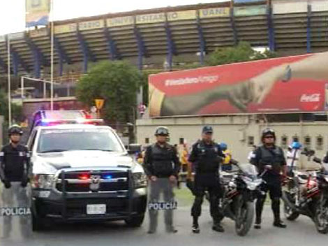 Los elementos estarán vigilando dentro y fuera del Estadio Universitario.