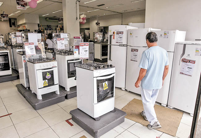 Pocos se animan a ir a las tiendas. 