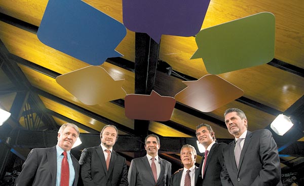 A 2 años de la reforma energética, foro organizado por Grupo Notivox al que asistió el titular de la CFE, Enrique Ochoa.
