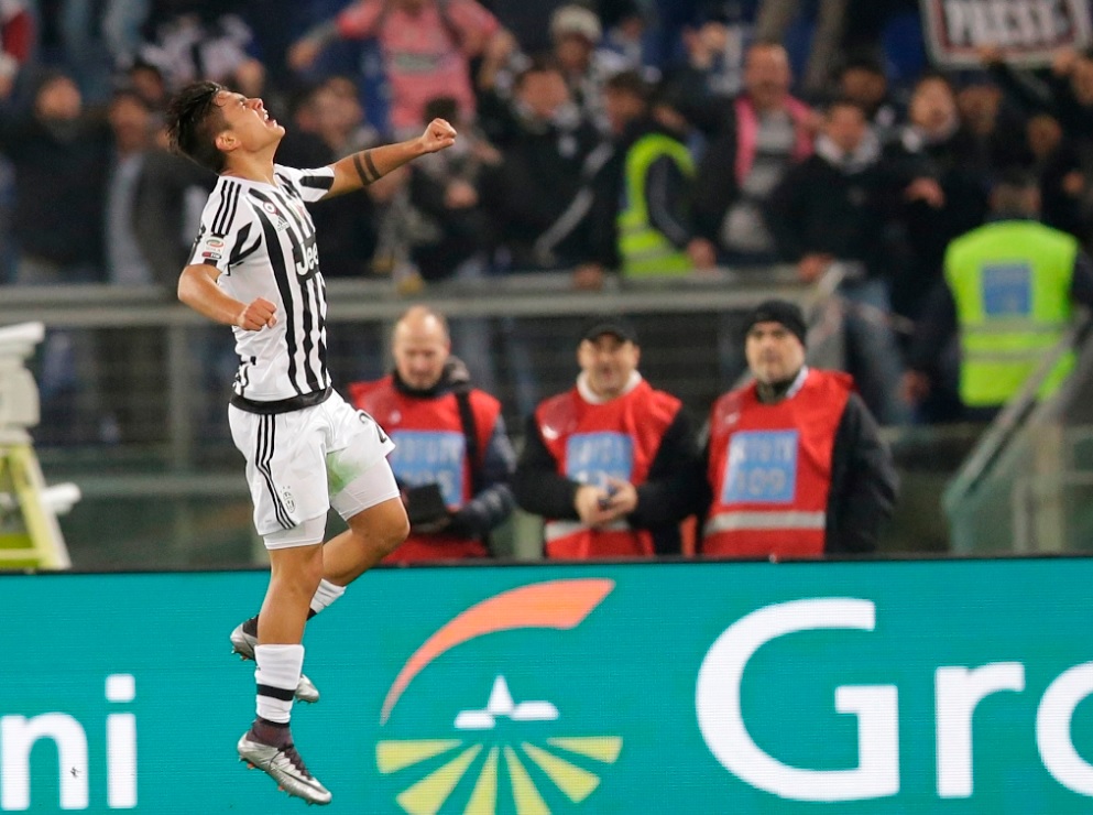 Paulo Dybala celebra su anotación 