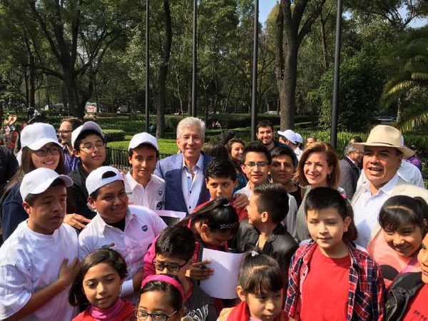 Ruiz Esparza, aseguró que se cumplirá con la meta de entrega de televisores digitales en la fecha prevista.