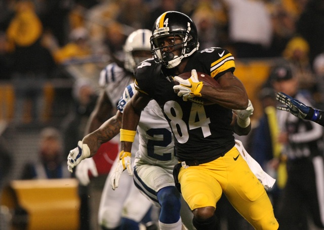 Antonio Brown fue la figura de Pittsburgh frente a Indianápolis