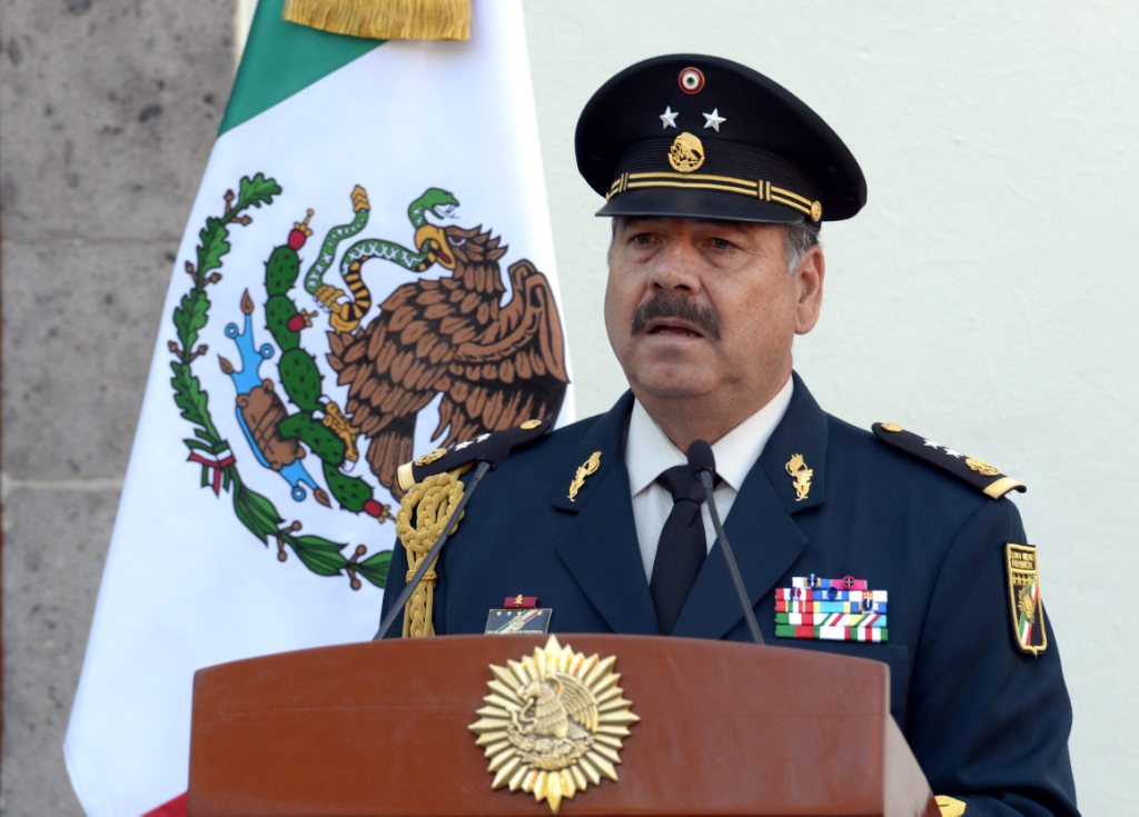 El general Roberto Miranda, jefe del Estado Mayor Presidencial, rindió su tercer informe de actividades. 