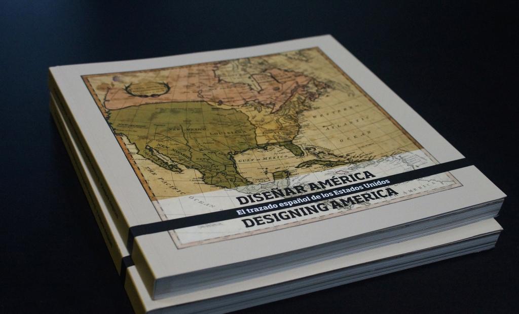 La exposición incluye un mapa completo de Norteamérica y del territorio español reconocido internacionalmente, delineado en 1783.