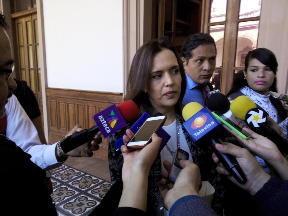 La alcaldesa de Escobedo, Clara Luz Flores. 