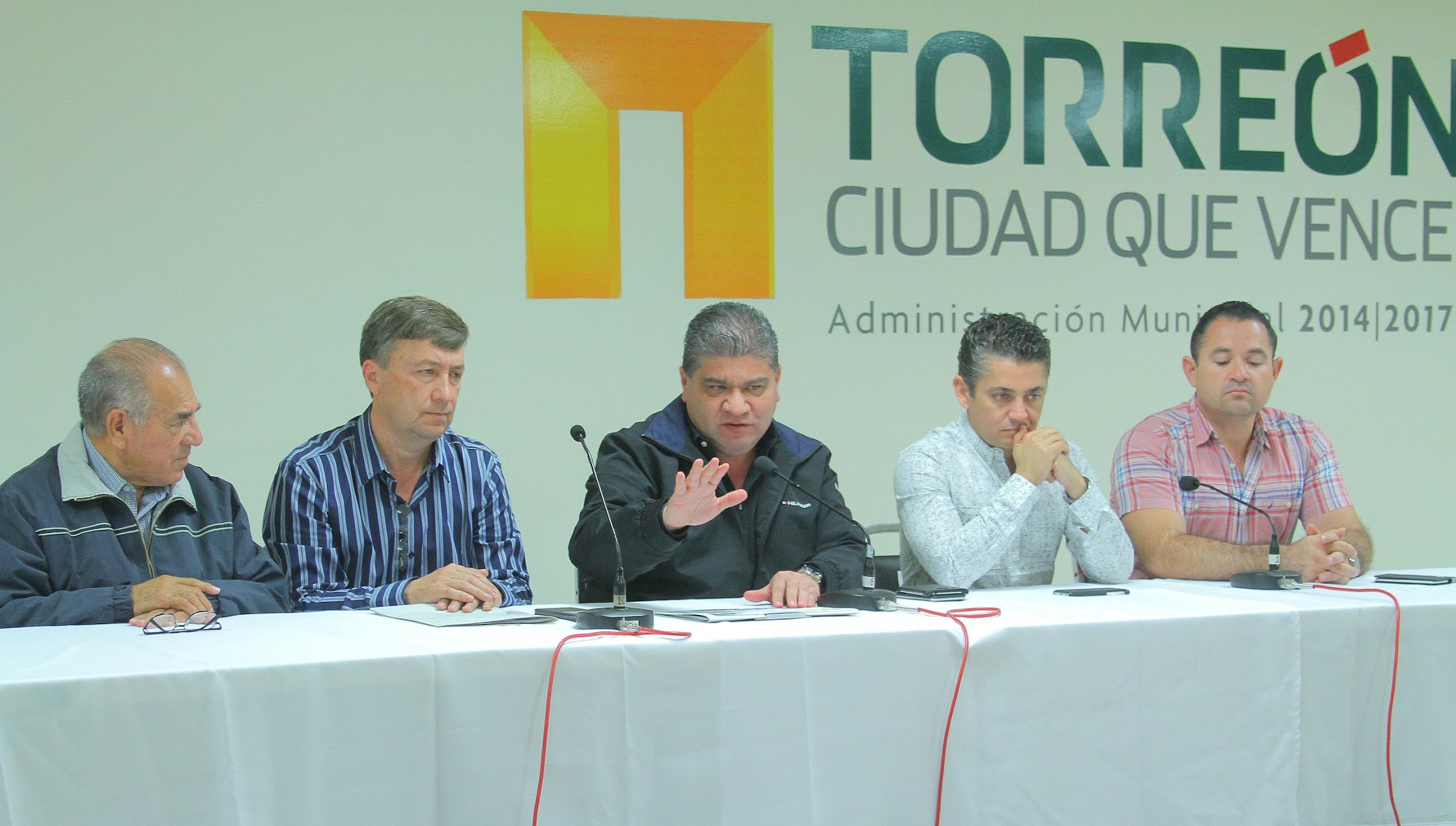 Miguel Riquelme anunció la inversión de 20 mdp para el Nuevo Panteón Municipal.