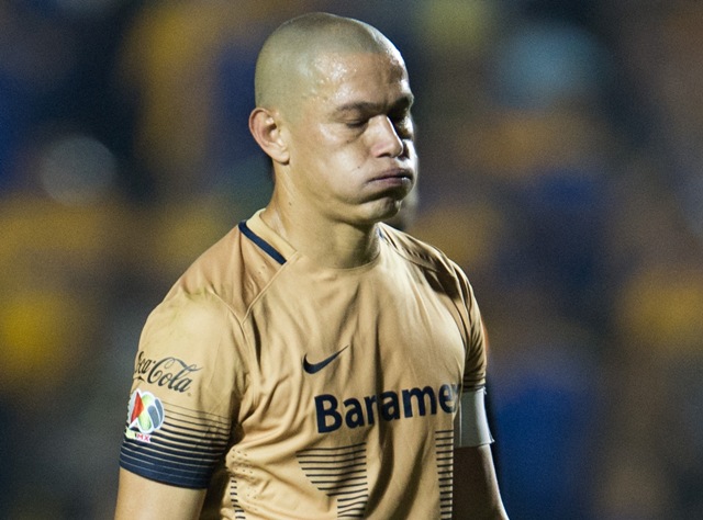 Darío Verón, zaguero de Pumas