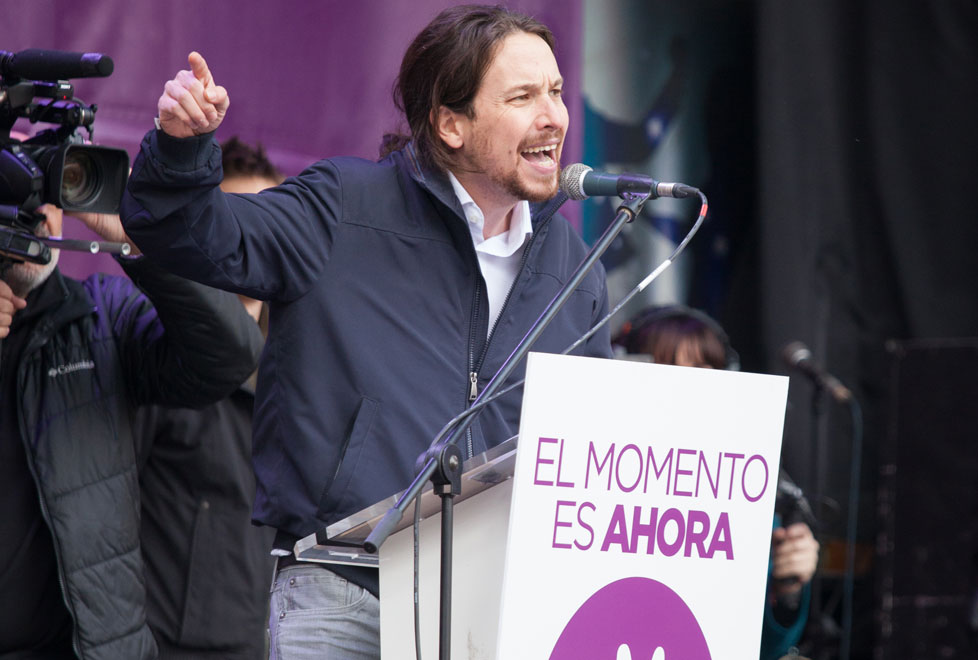 "Es muy importante que Merkel  deje de comportarse como una  emperatriz y empiece a actuar  como la líder de otro Estado  miembro de la Unión Europea”
