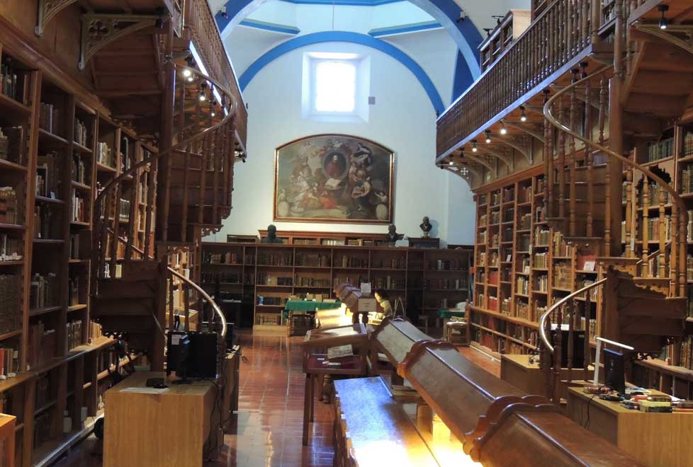 Biblioteca Armando Olivares