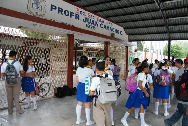 Escuela secundaria de El Mante, Tamaulipas. 