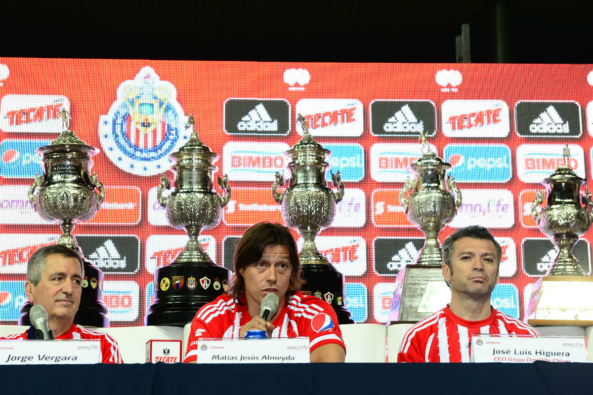 Jorge Vergara, Matías Almeyda y José Luis Higuera  