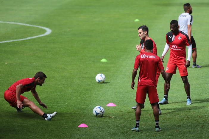Entrenamiento de Atlas en el estadio Jalisco