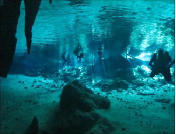 El Museo Natural Subacuático Arrecifes es uno de los atractivos de Tulum. 